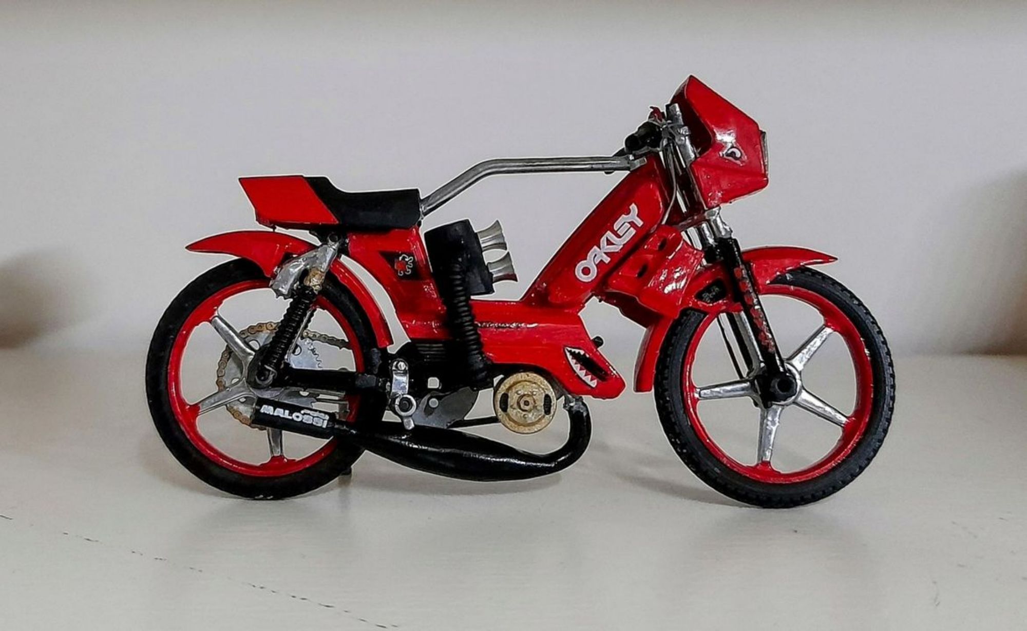 Peugeot 103 Sp Rouge Racing 1/18